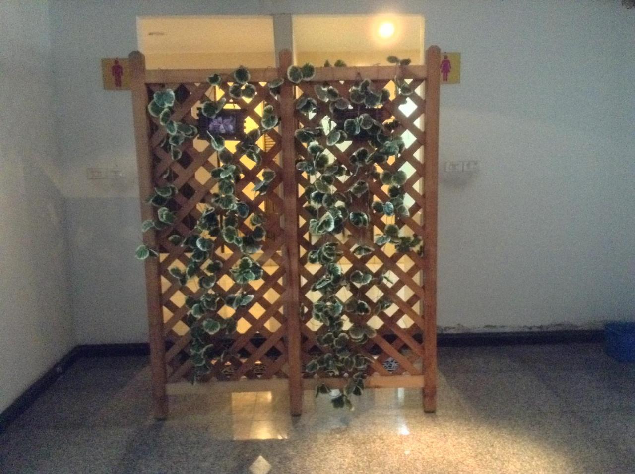 全合一套房酒店 曼谷 外观 照片