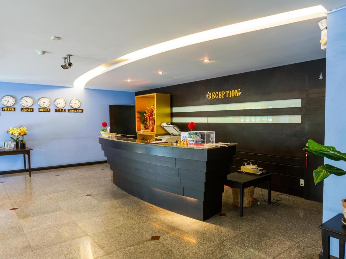 全合一套房酒店 曼谷 外观 照片